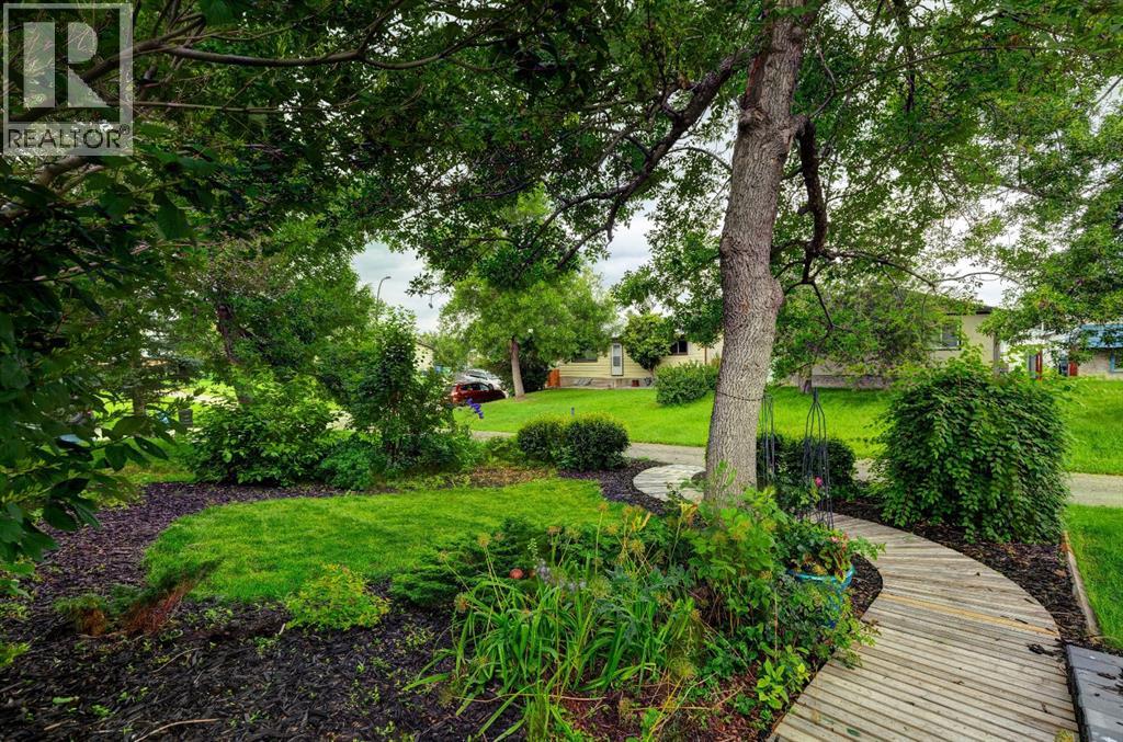 Photo 32 of 3228 31 A Avenue Se, Calgary AB