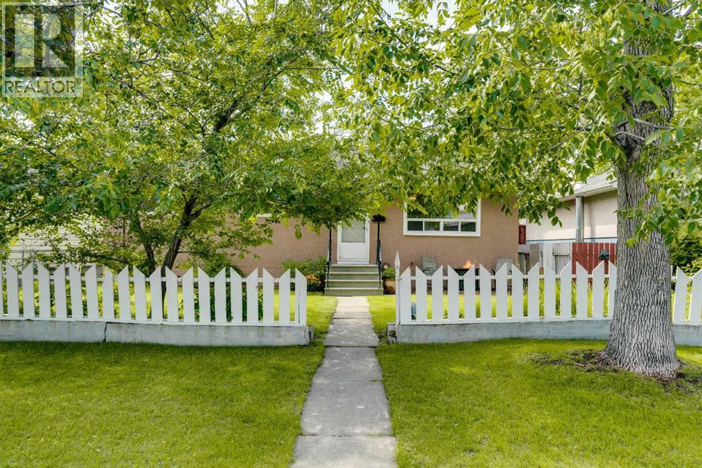 Photo 20 of 7615 21 Street Se, Calgary AB