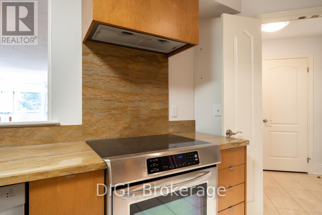 Photo 10 of 406 75 York Mills Road, Toronto ON