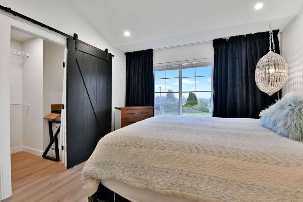 Photo 17 of 8 7967 197 Street, Langley BC