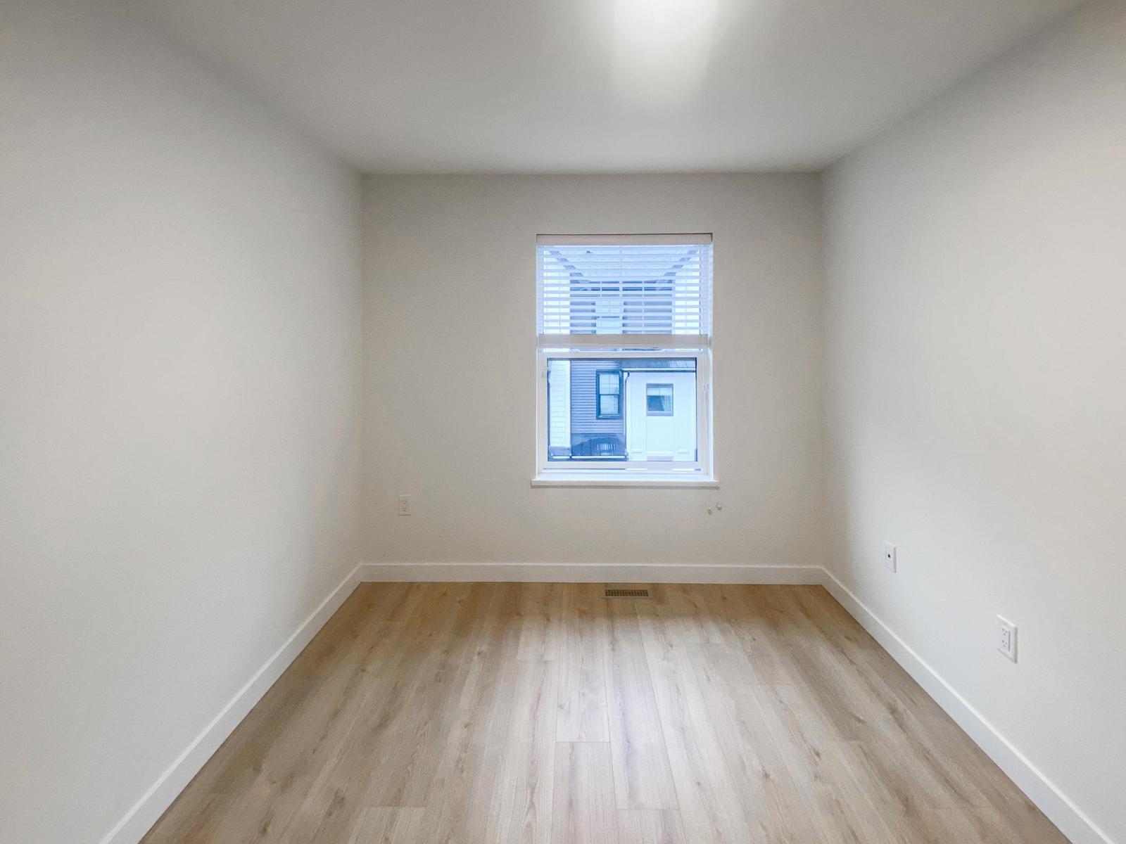 Photo 27 of 8 7967 197 Street, Langley BC