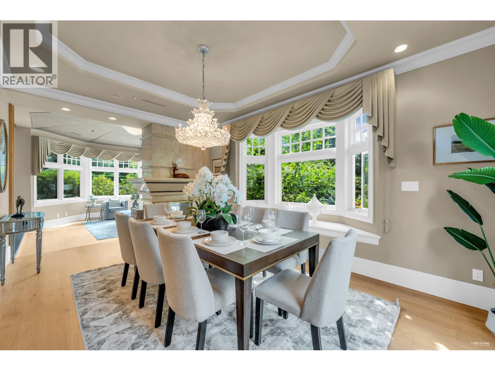 Photo 9 of 5885 Angus Drive, Vancouver BC