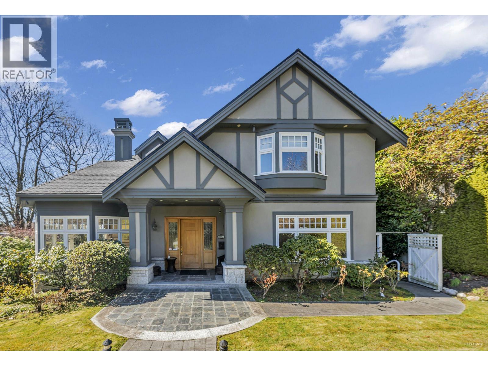 Photo 2 of 5885 Angus Drive, Vancouver BC