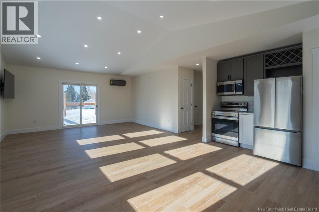 Photo 10 of 419 Northfield Avenue, Minto NB