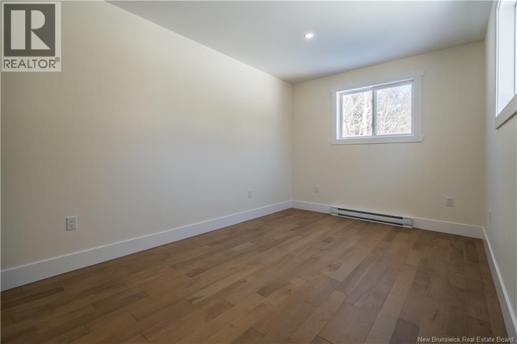 Photo 24 of 419 Northfield Avenue, Minto NB