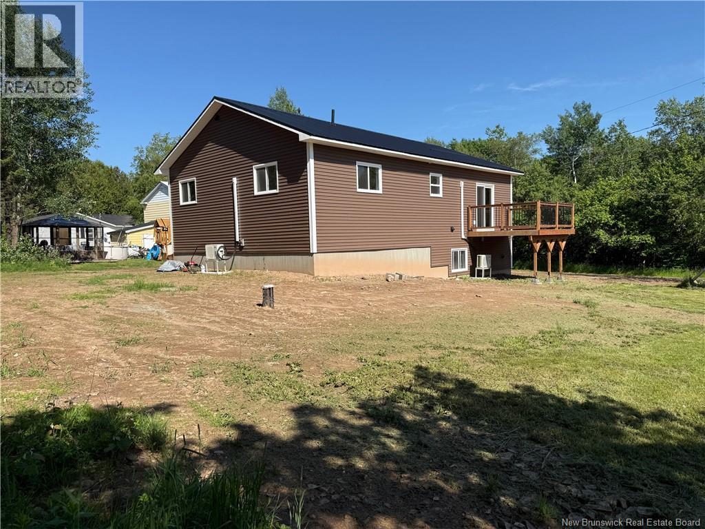 Photo 35 of 419 Northfield Avenue, Minto NB