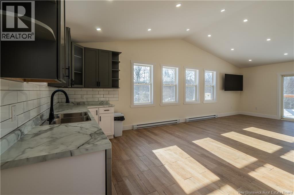 Photo 5 of 419 Northfield Avenue, Minto NB