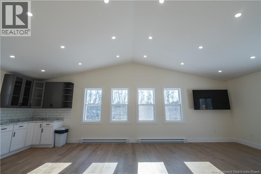 Photo 6 of 419 Northfield Avenue, Minto NB