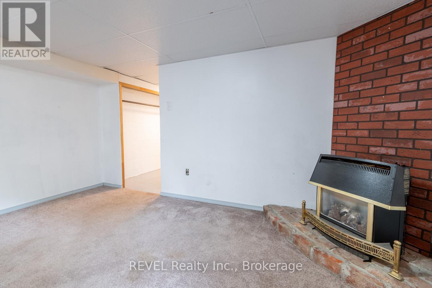 Photo 35 of 181 Cross Street, Port Colborne ON