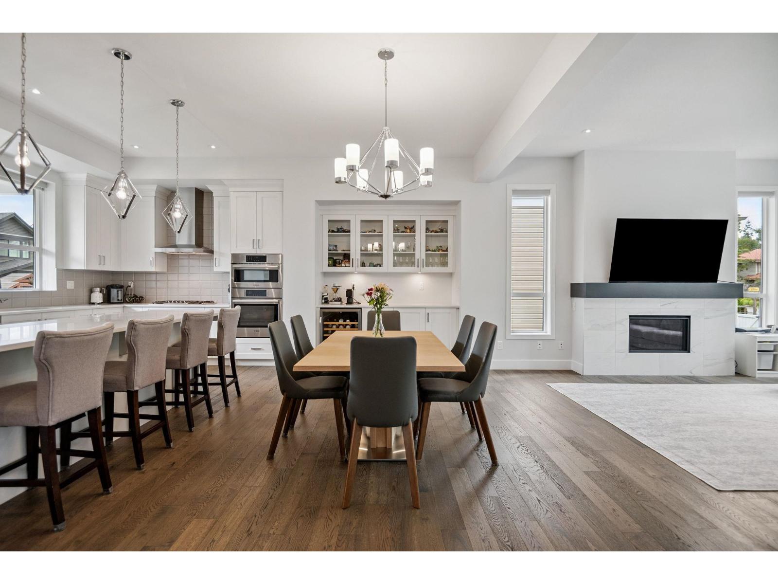 Photo 15 of 16628 104 Avenue, Surrey BC