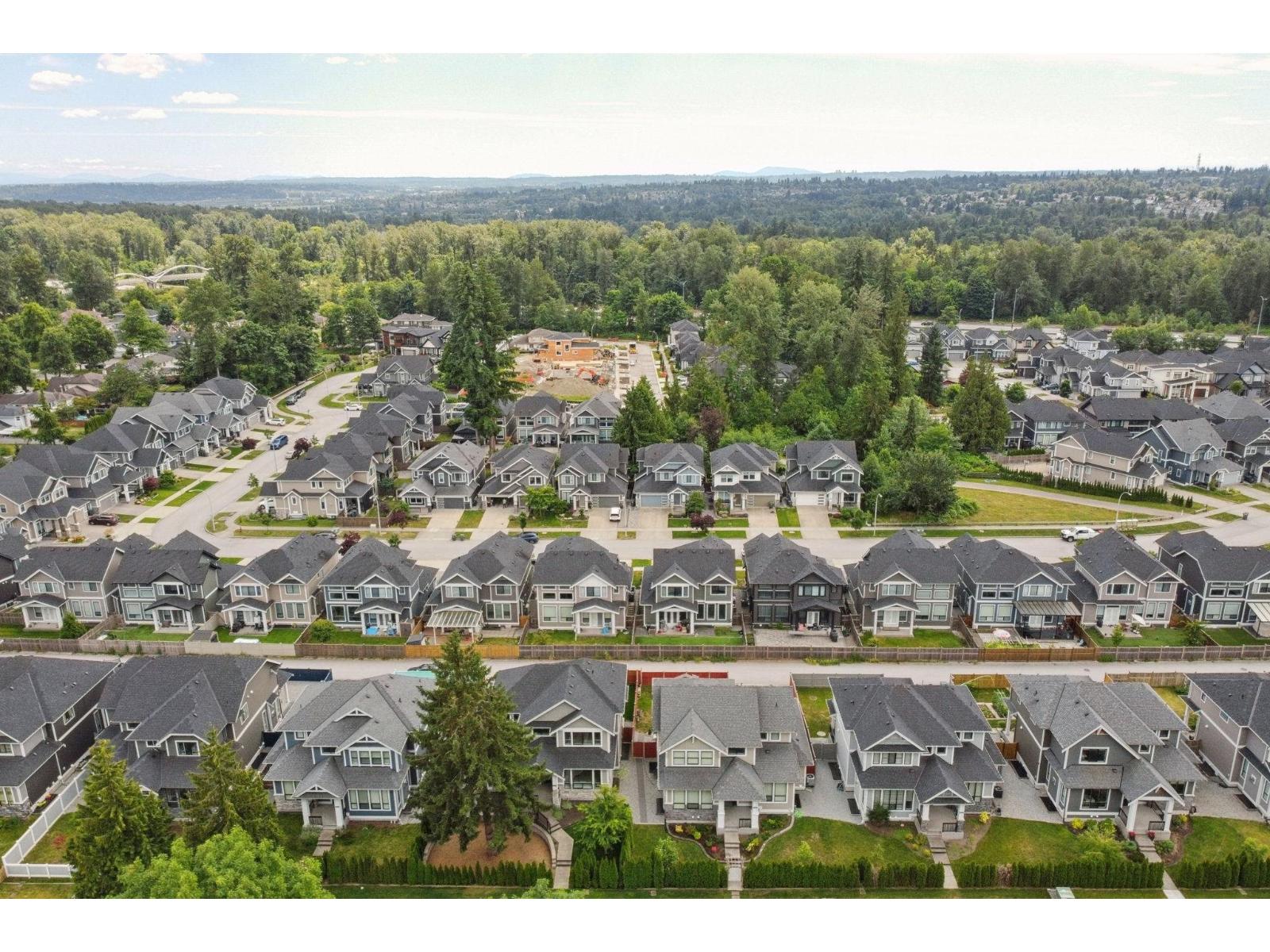 Photo 38 of 16628 104 Avenue, Surrey BC