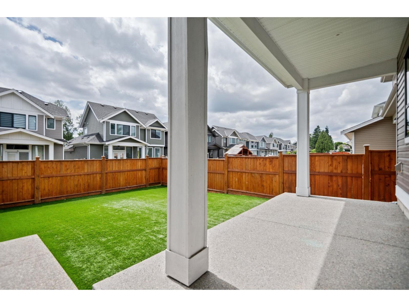 Photo 35 of 16628 104 Avenue, Surrey BC