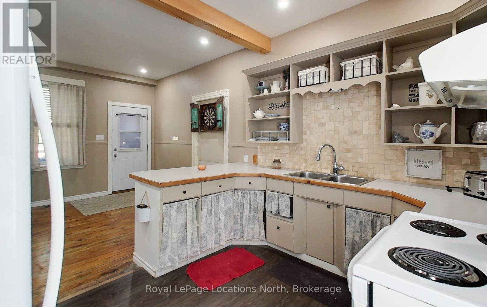 Photo 13 of 523 Hurontario Street, Collingwood ON