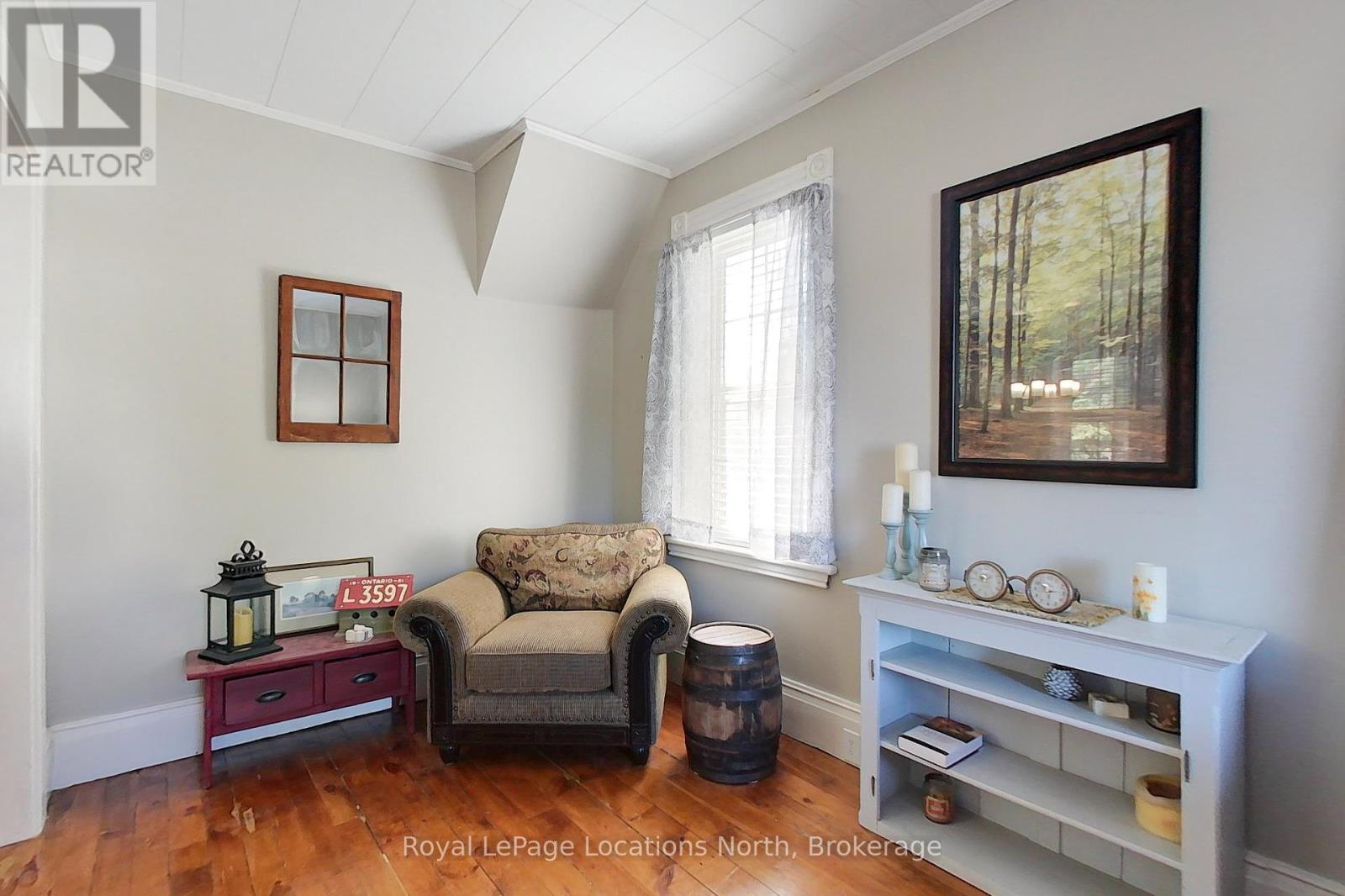 Photo 6 of 523 Hurontario Street, Collingwood ON