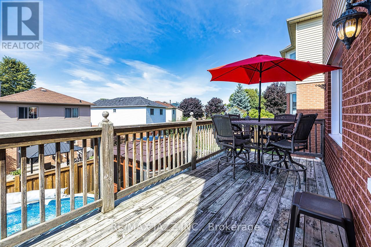 Photo 23 of 78 Bonnycastle Drive, Clarington ON