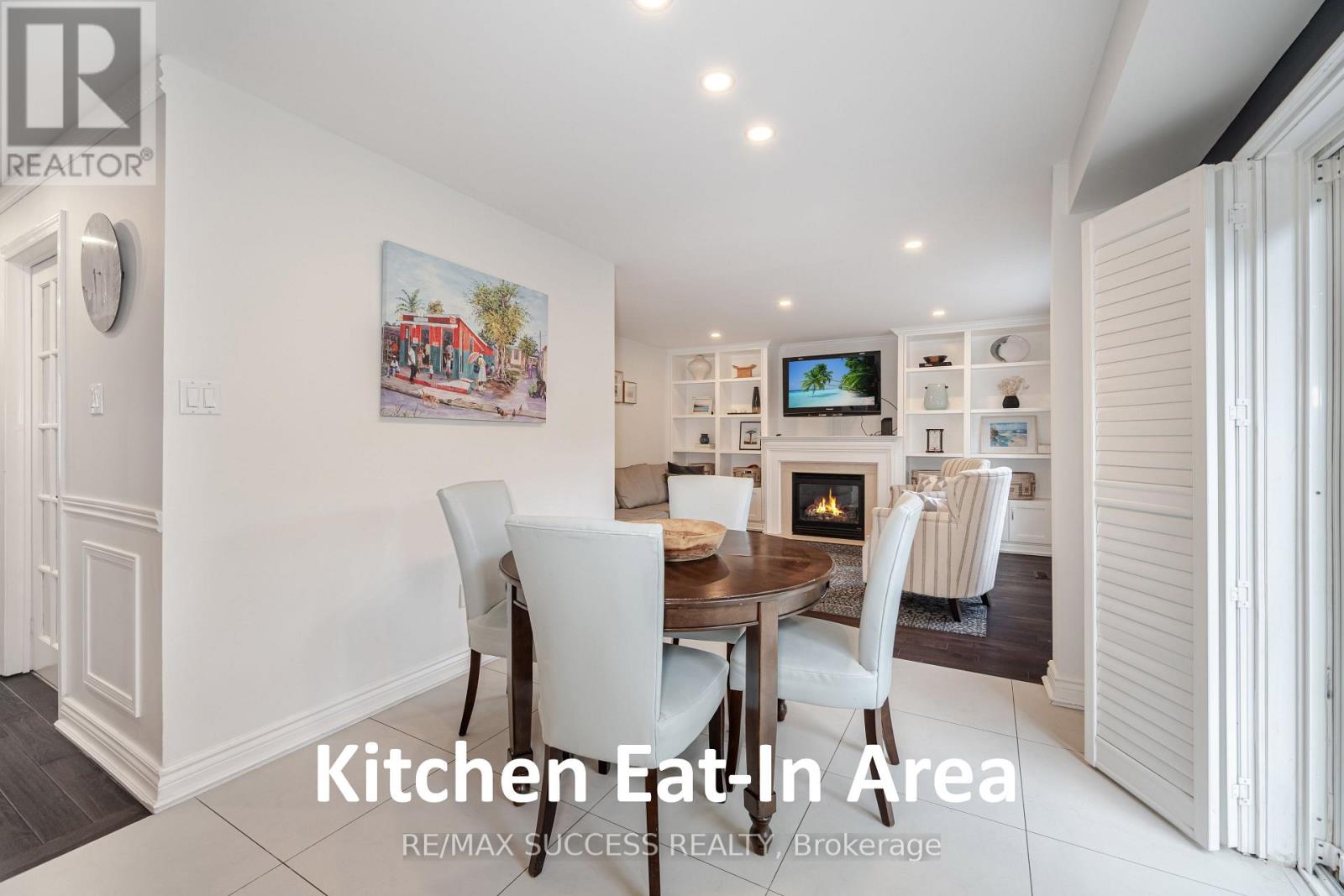 Photo 15 of 19 Sawston Circle, Brampton ON