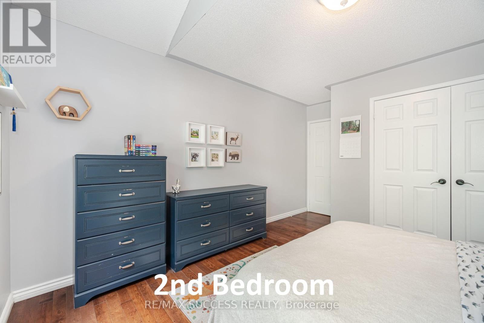 Photo 30 of 19 Sawston Circle, Brampton ON