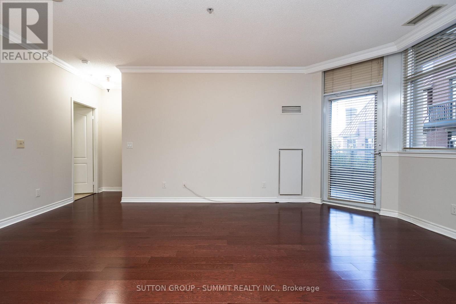 Photo 13 of 202 350 Princess Royal Drive S, Mississauga ON