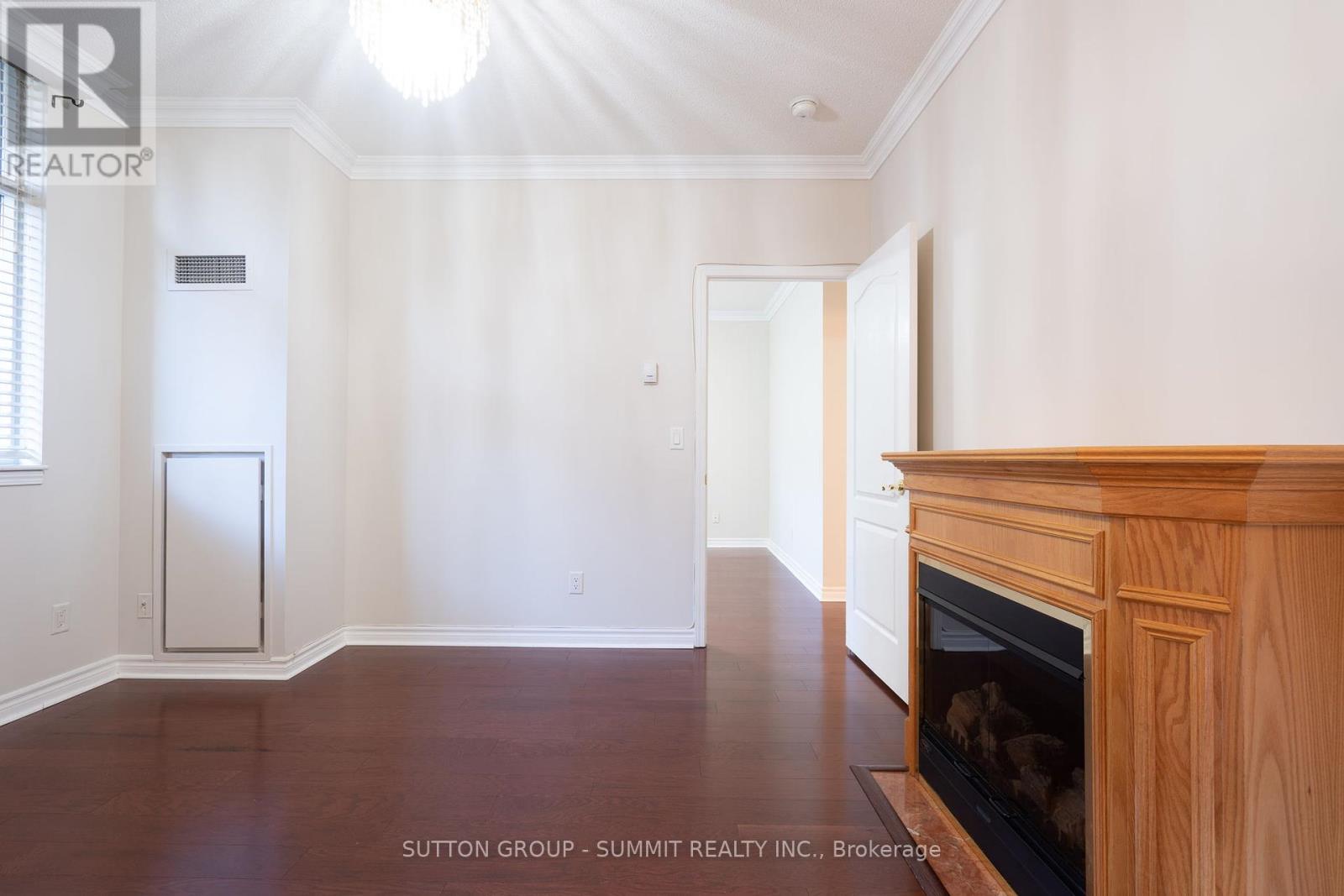 Photo 22 of 202 350 Princess Royal Drive S, Mississauga ON