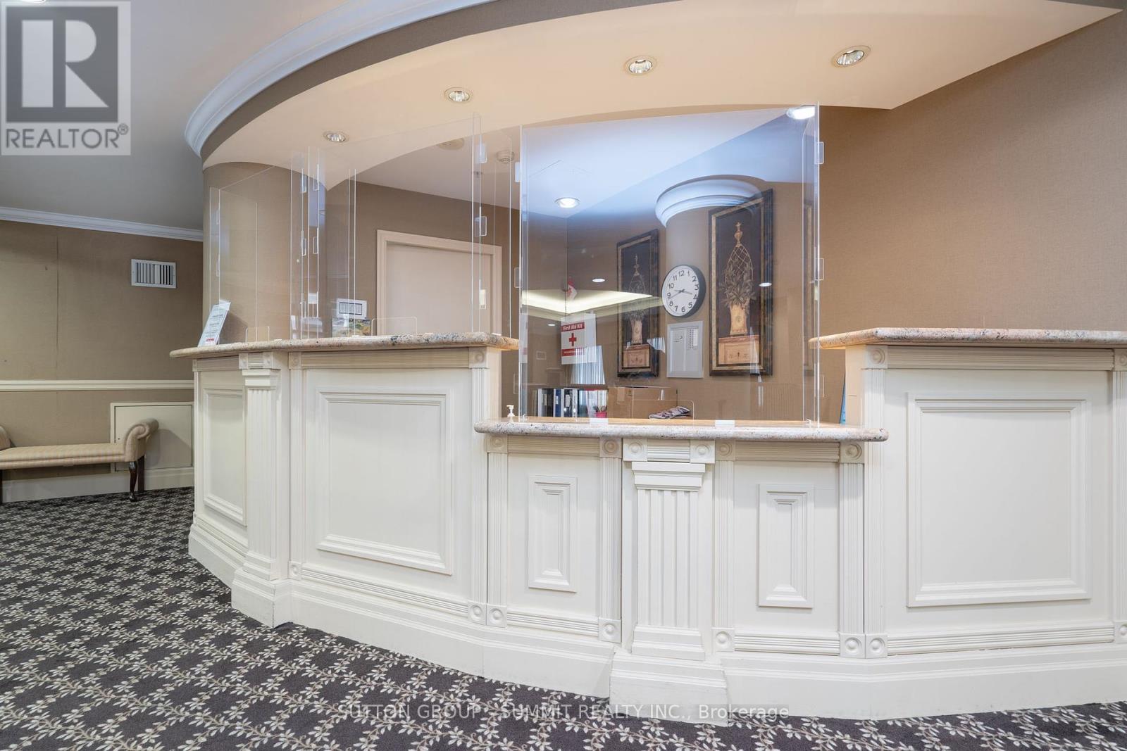 Photo 5 of 202 350 Princess Royal Drive S, Mississauga ON