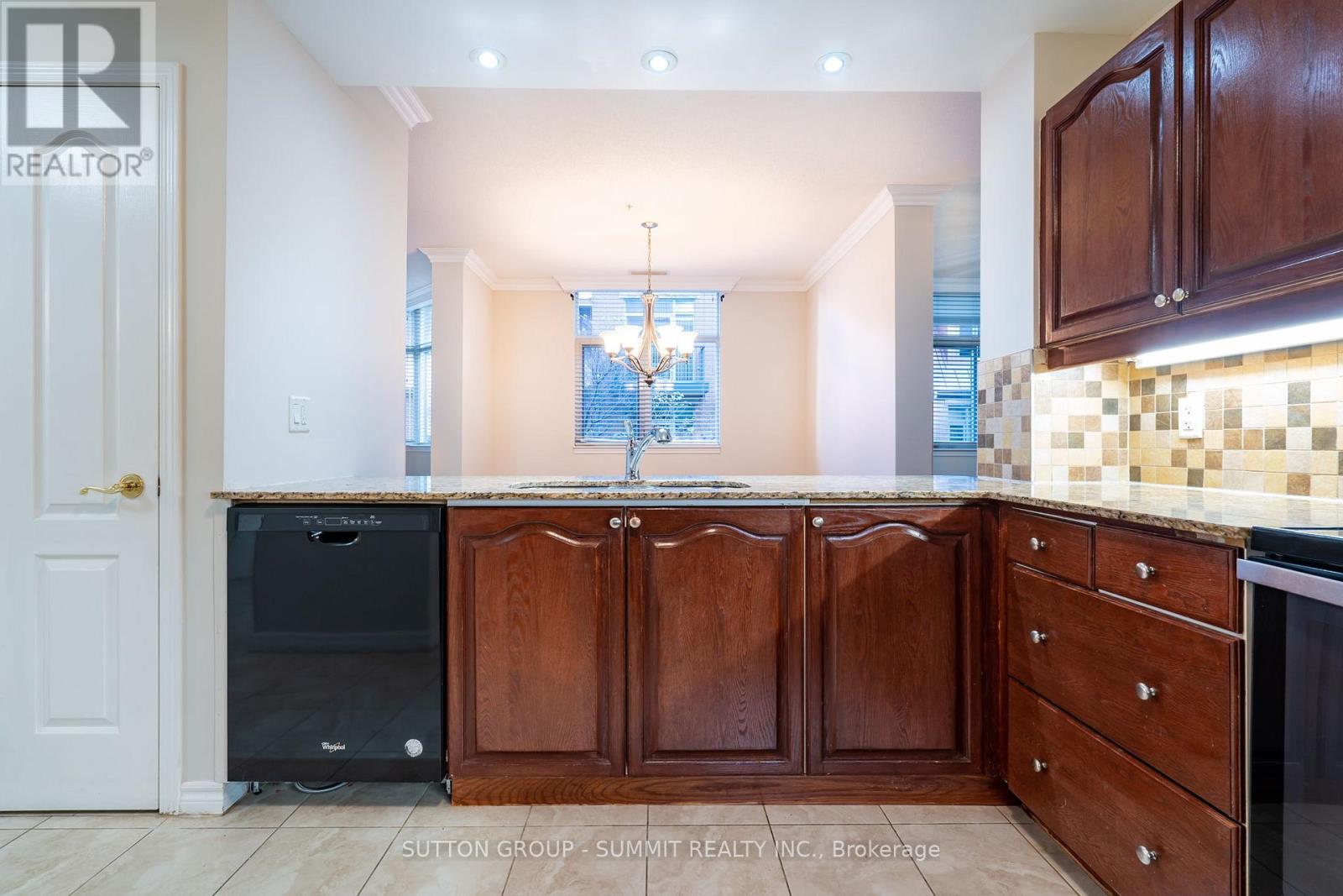 Photo 9 of 202 350 Princess Royal Drive S, Mississauga ON