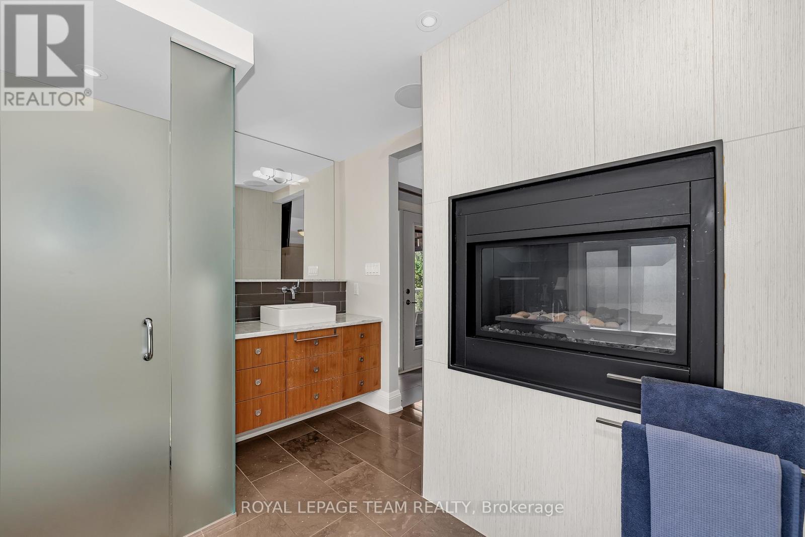 Photo 17 of 6290 Emerald Links Drive, Ottawa ON