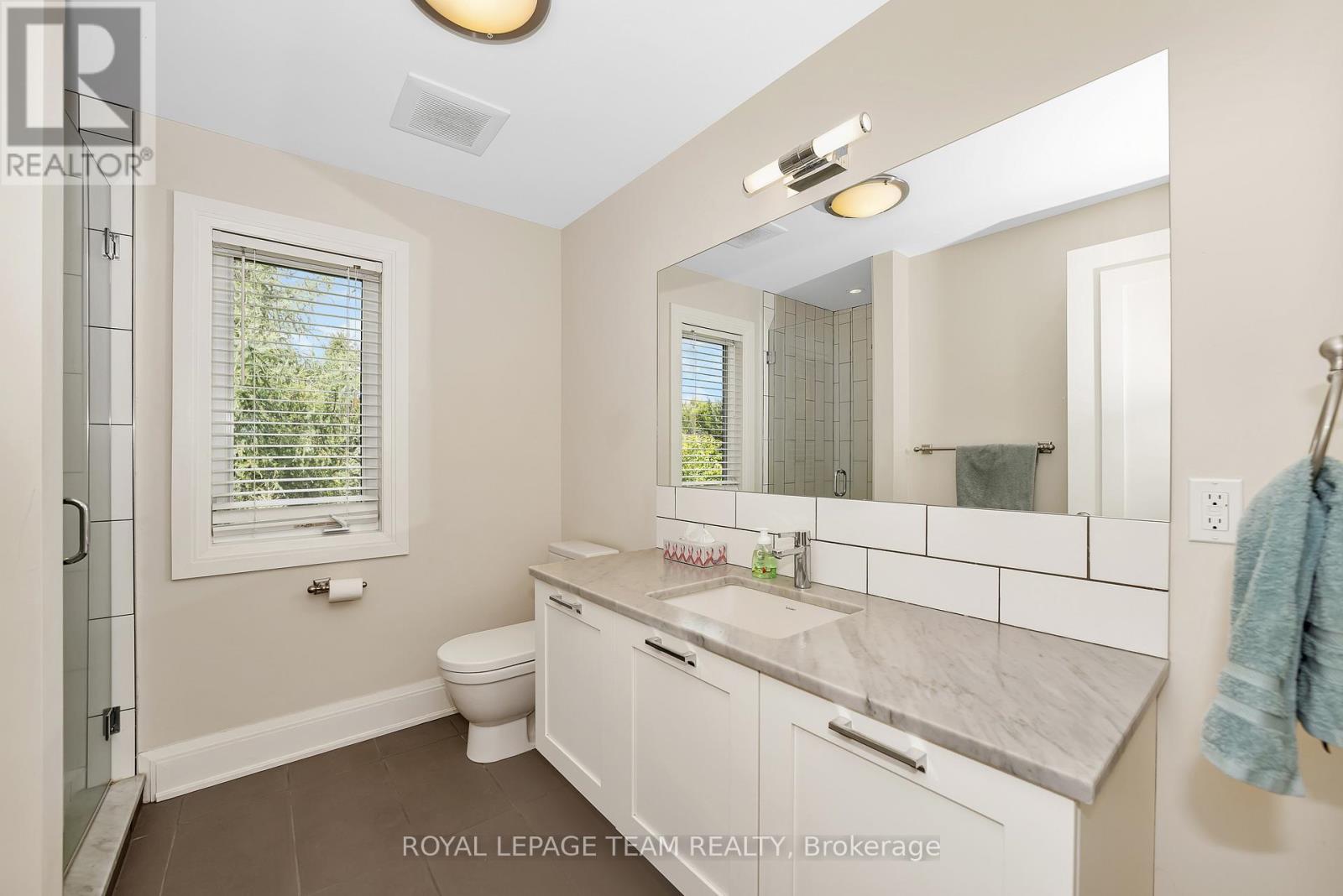 Photo 19 of 6290 Emerald Links Drive, Ottawa ON