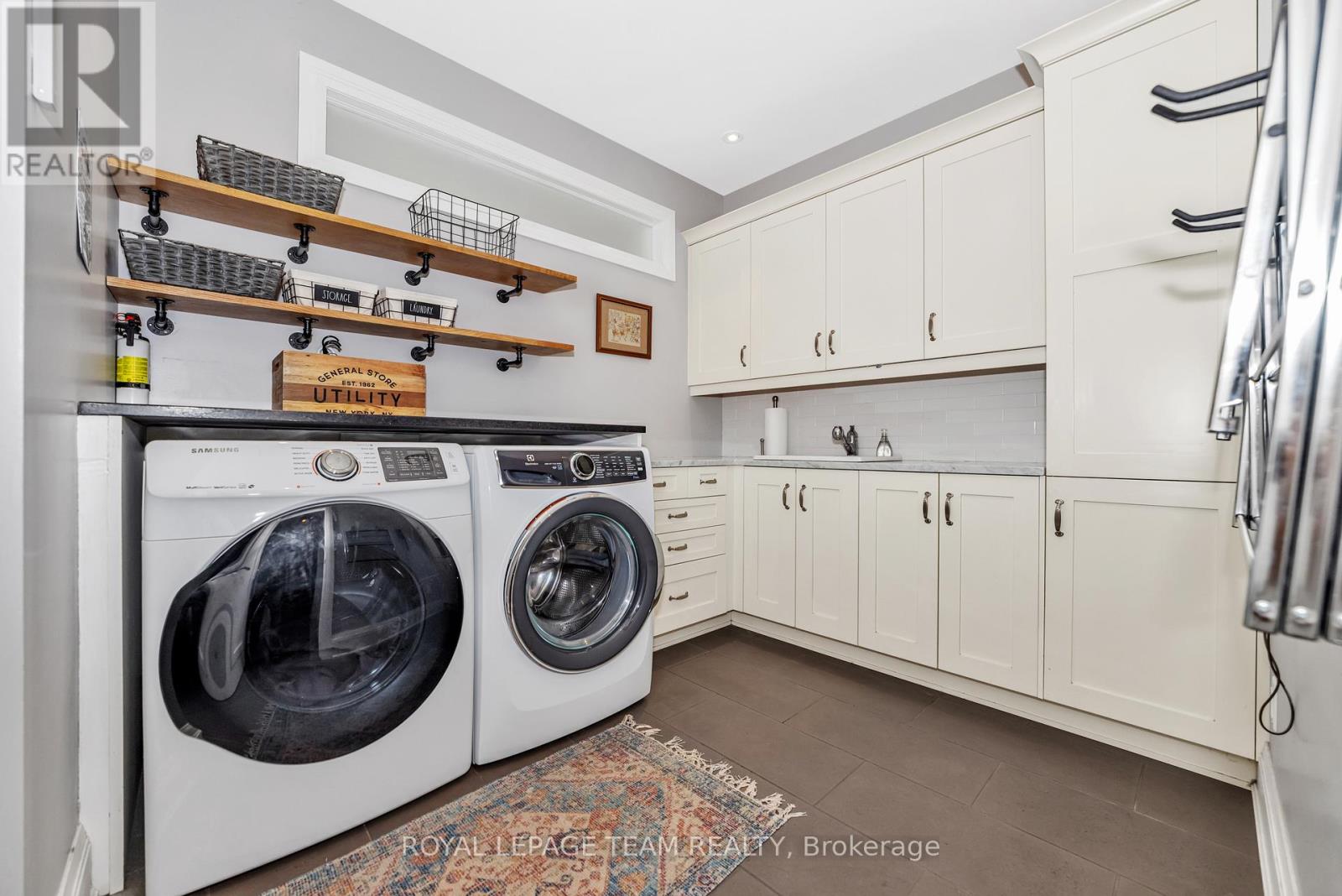 Photo 13 of 6290 Emerald Links Drive, Ottawa ON