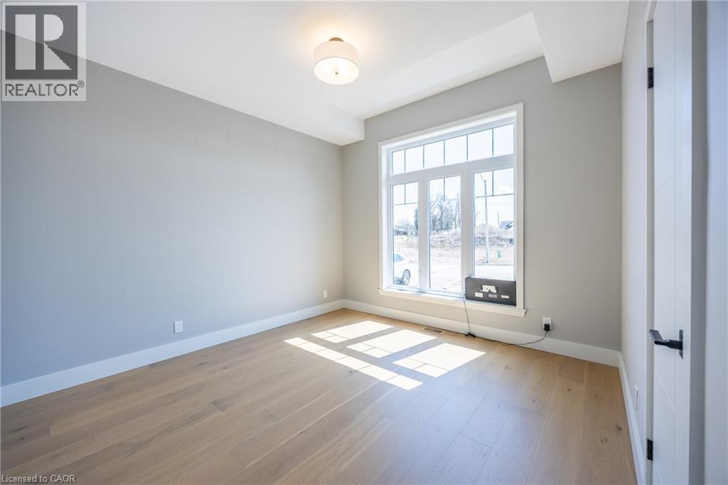 Photo 11 of 34 Andrew Avenue, Simcoe ON