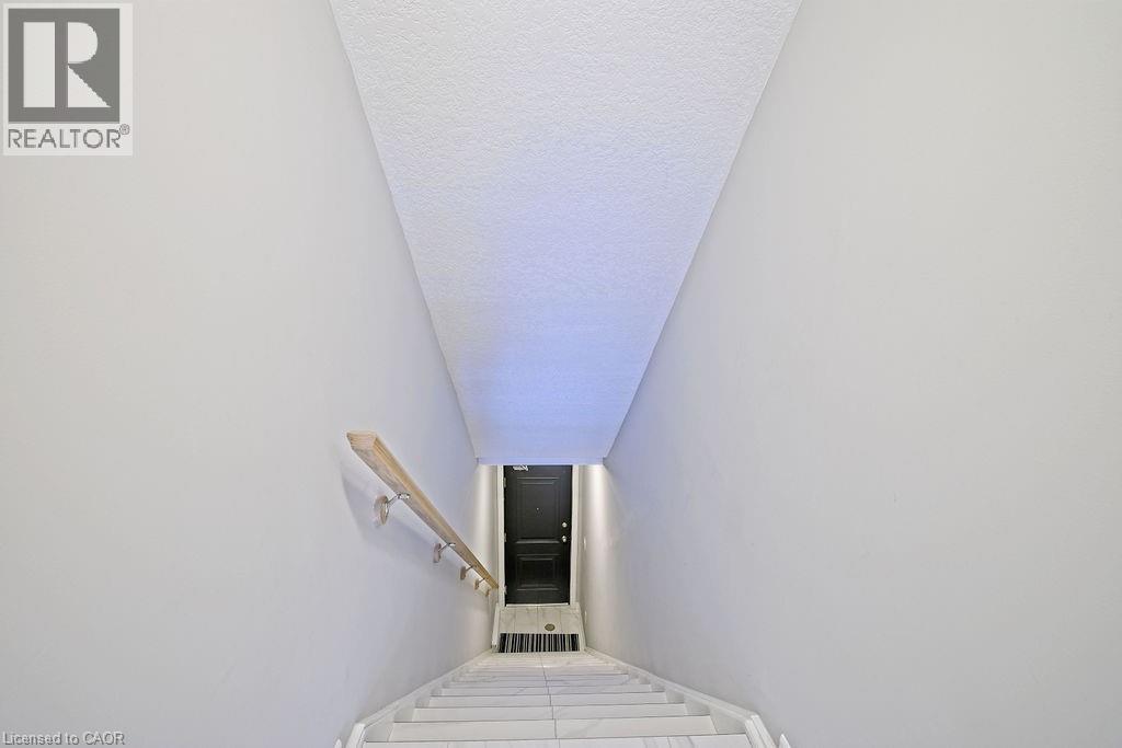 Photo 12 of 174 Wheat Lane, Kitchener ON