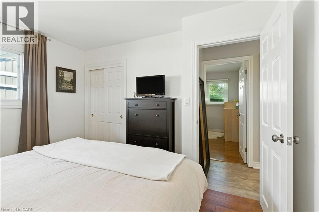 Photo 22 of 7 Oswald Avenue, St Catharines ON