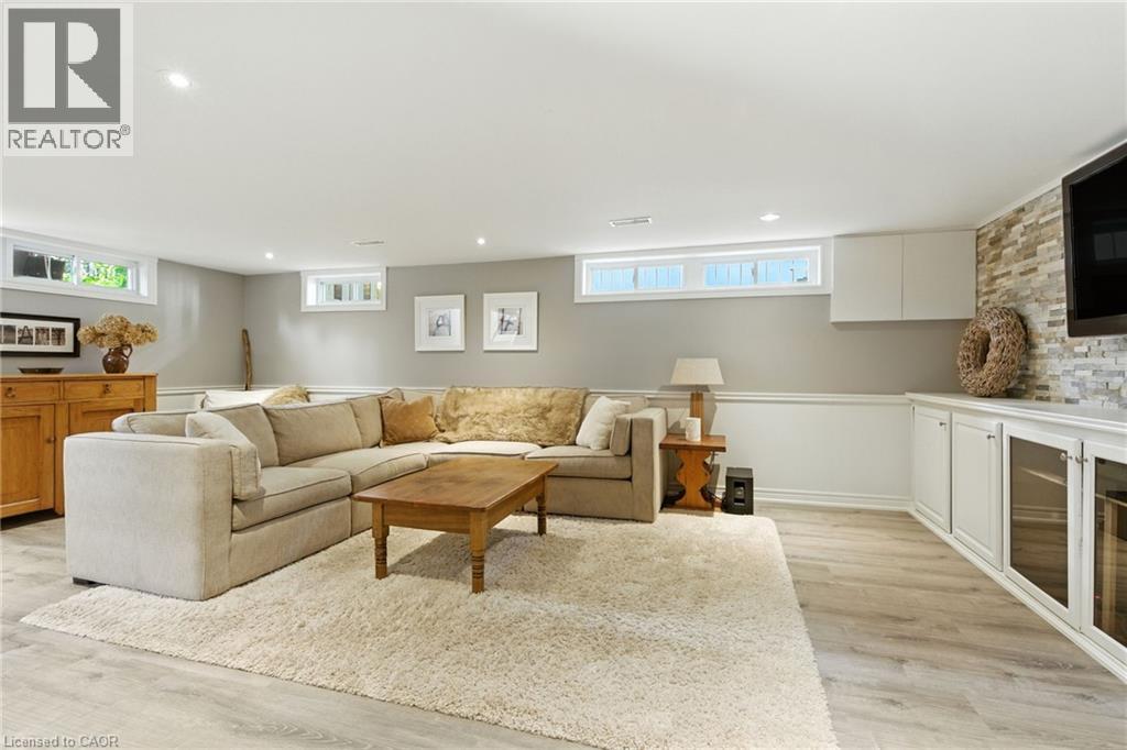 Photo 29 of 7 Oswald Avenue, St Catharines ON