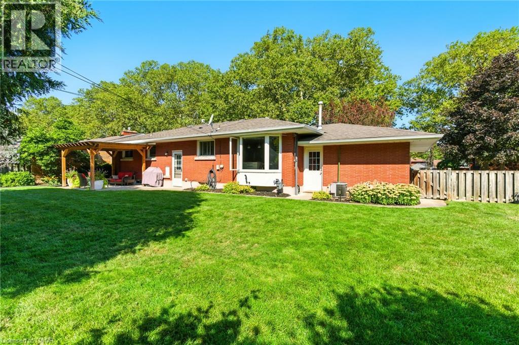 Photo 37 of 7 Oswald Avenue, St Catharines ON