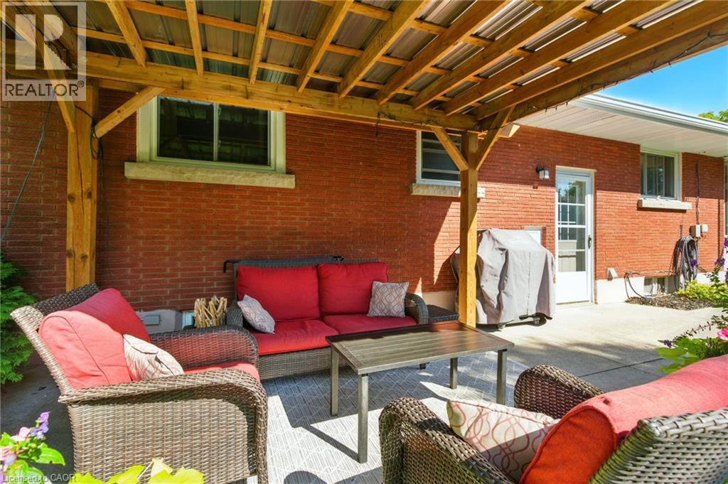 Photo 39 of 7 Oswald Avenue, St Catharines ON