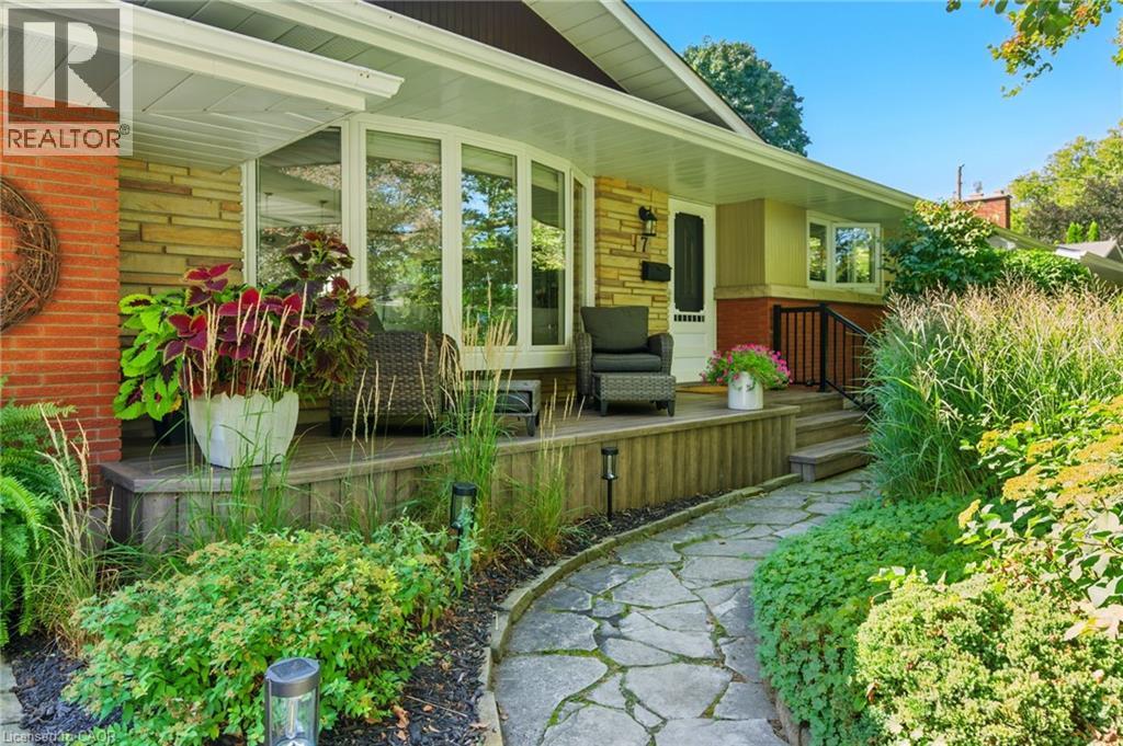Photo 4 of 7 Oswald Avenue, St Catharines ON