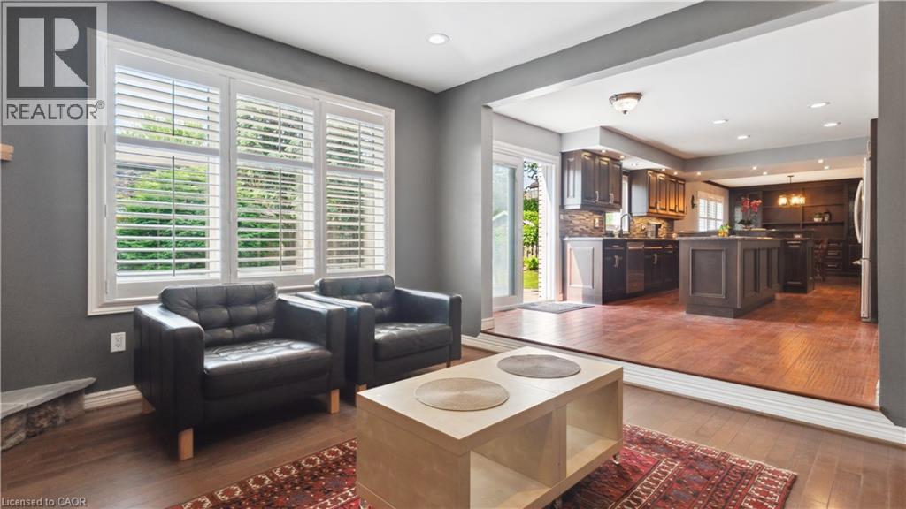 Photo 5 of 6276 Moretta Drive, Niagara Falls ON