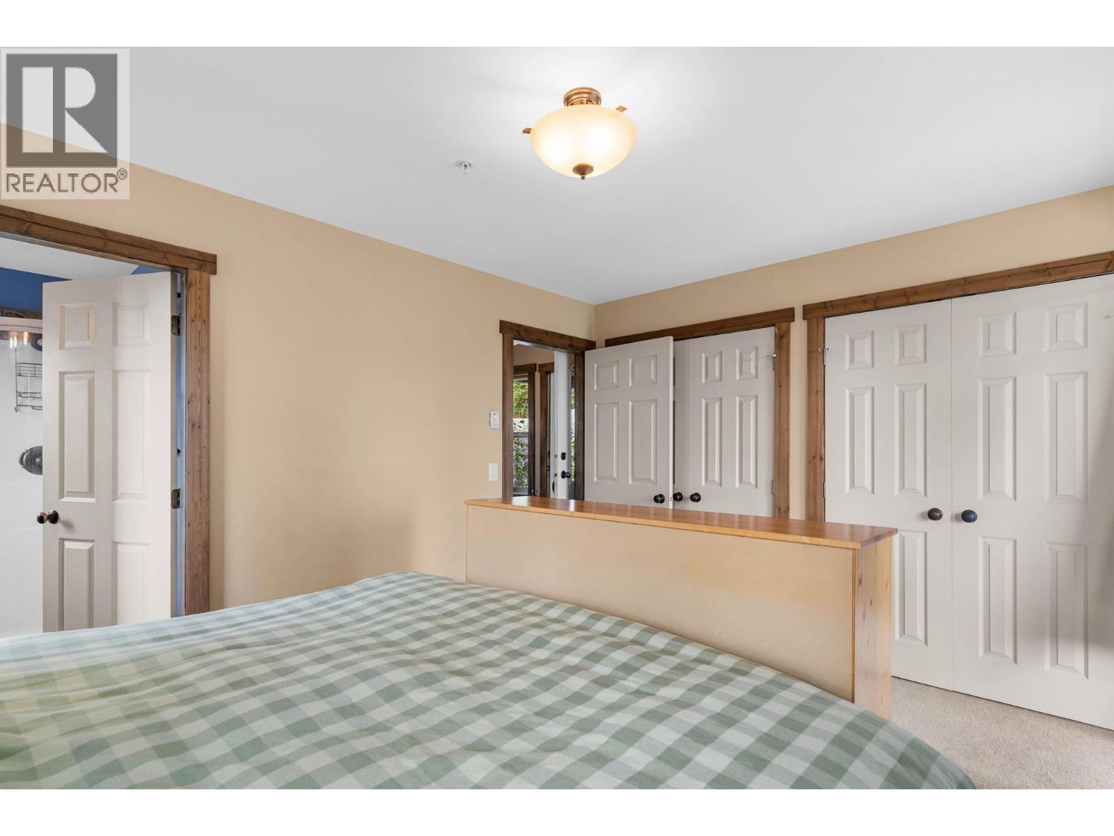5890 Snow Pines Crescent, Big White