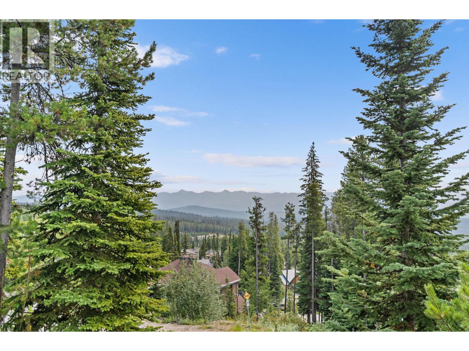 5890 Snow Pines Crescent, Big White
