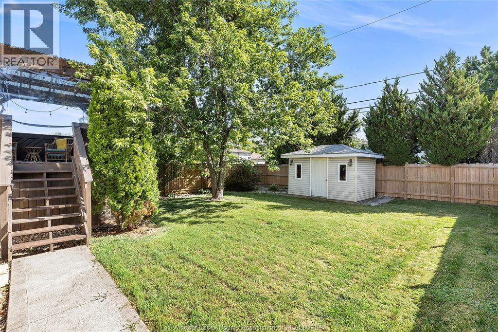 Photo 29 of 2204 Mckay Avenue, Windsor ON