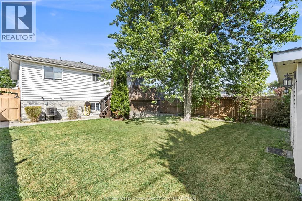 Photo 30 of 2204 Mckay Avenue, Windsor ON