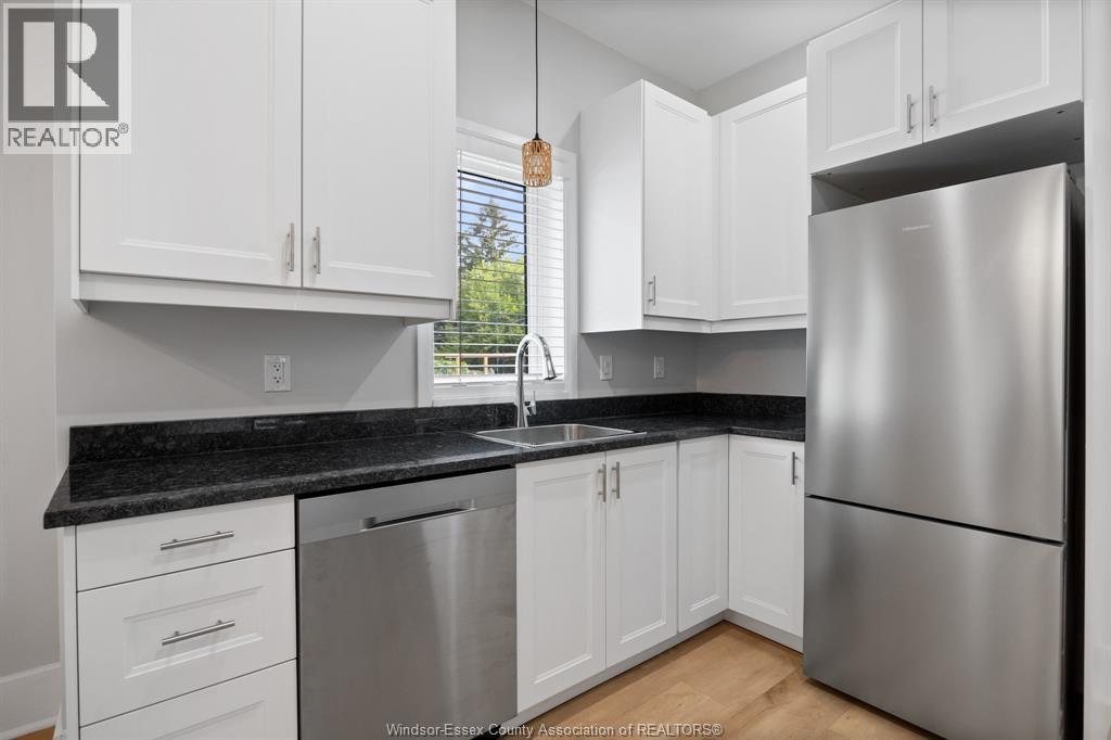 Photo 12 of 540 Mckay Ave, Windsor ON