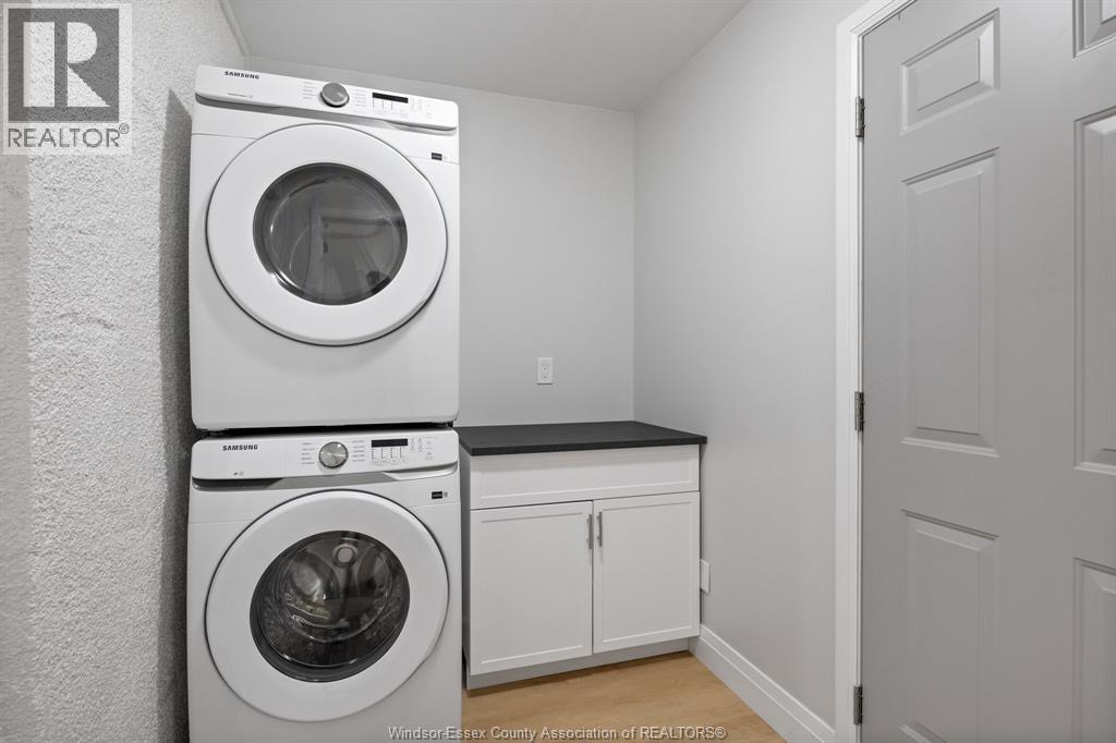 Photo 13 of 540 Mckay Ave, Windsor ON