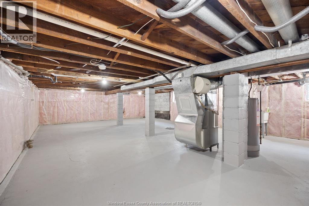 Photo 23 of 540 Mckay Ave, Windsor ON