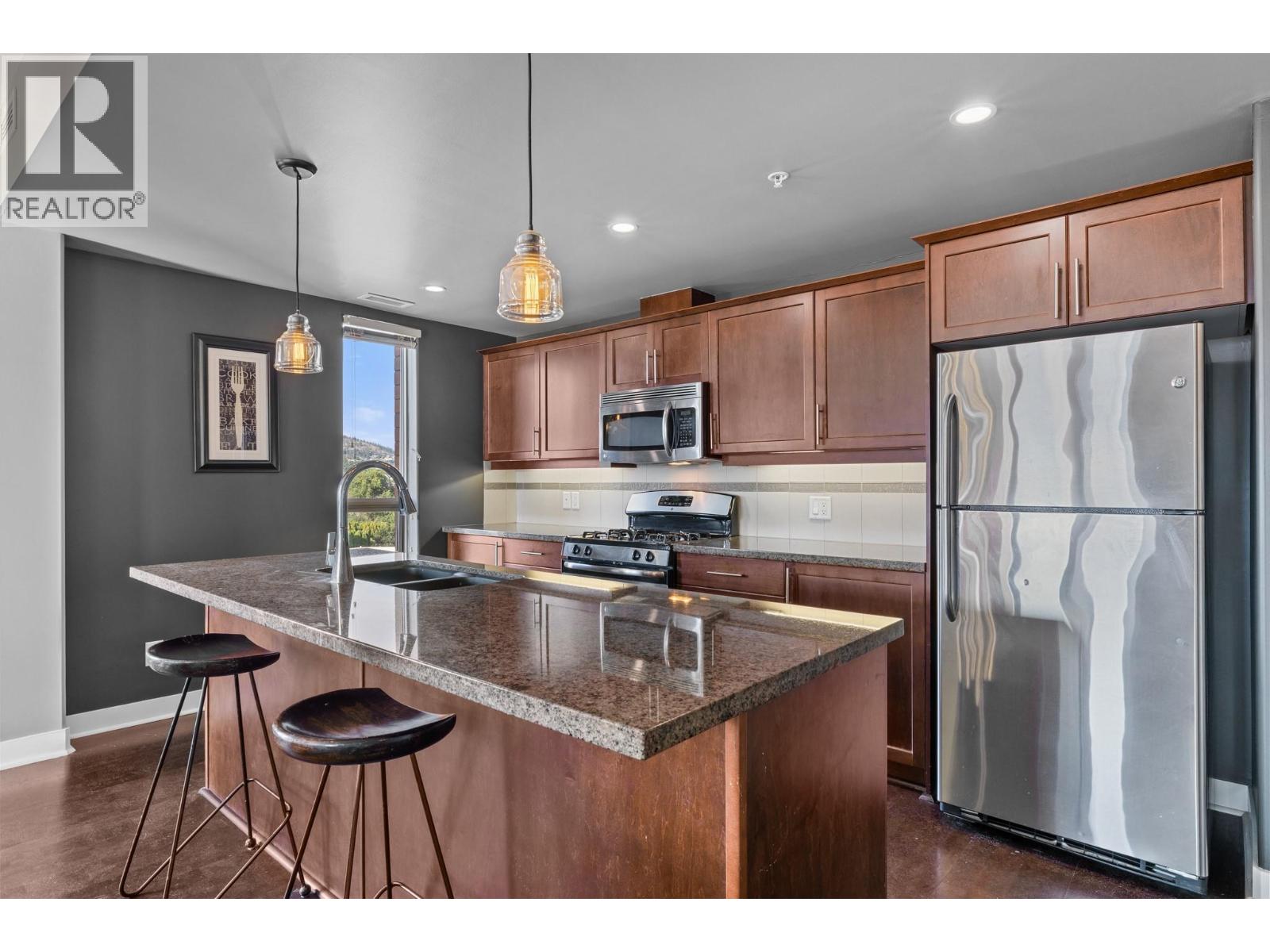 509 1160 Bernard Avenue, Kelowna