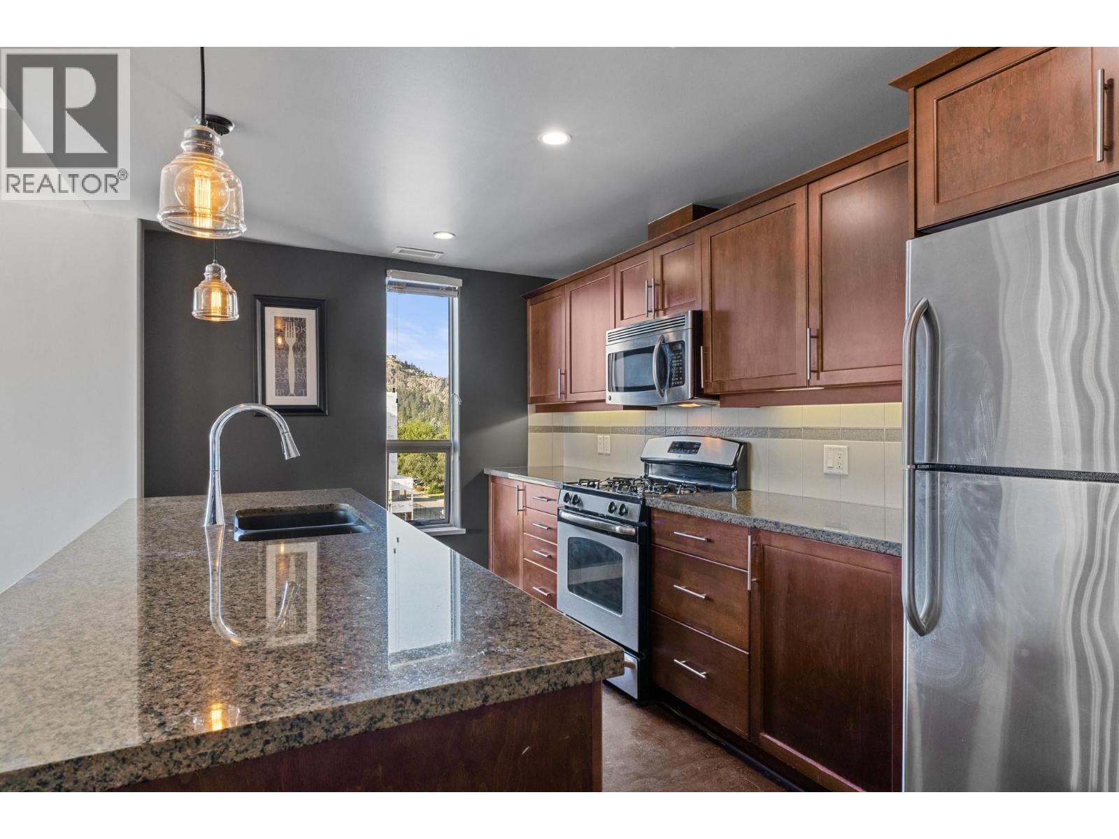 509 1160 Bernard Avenue, Kelowna