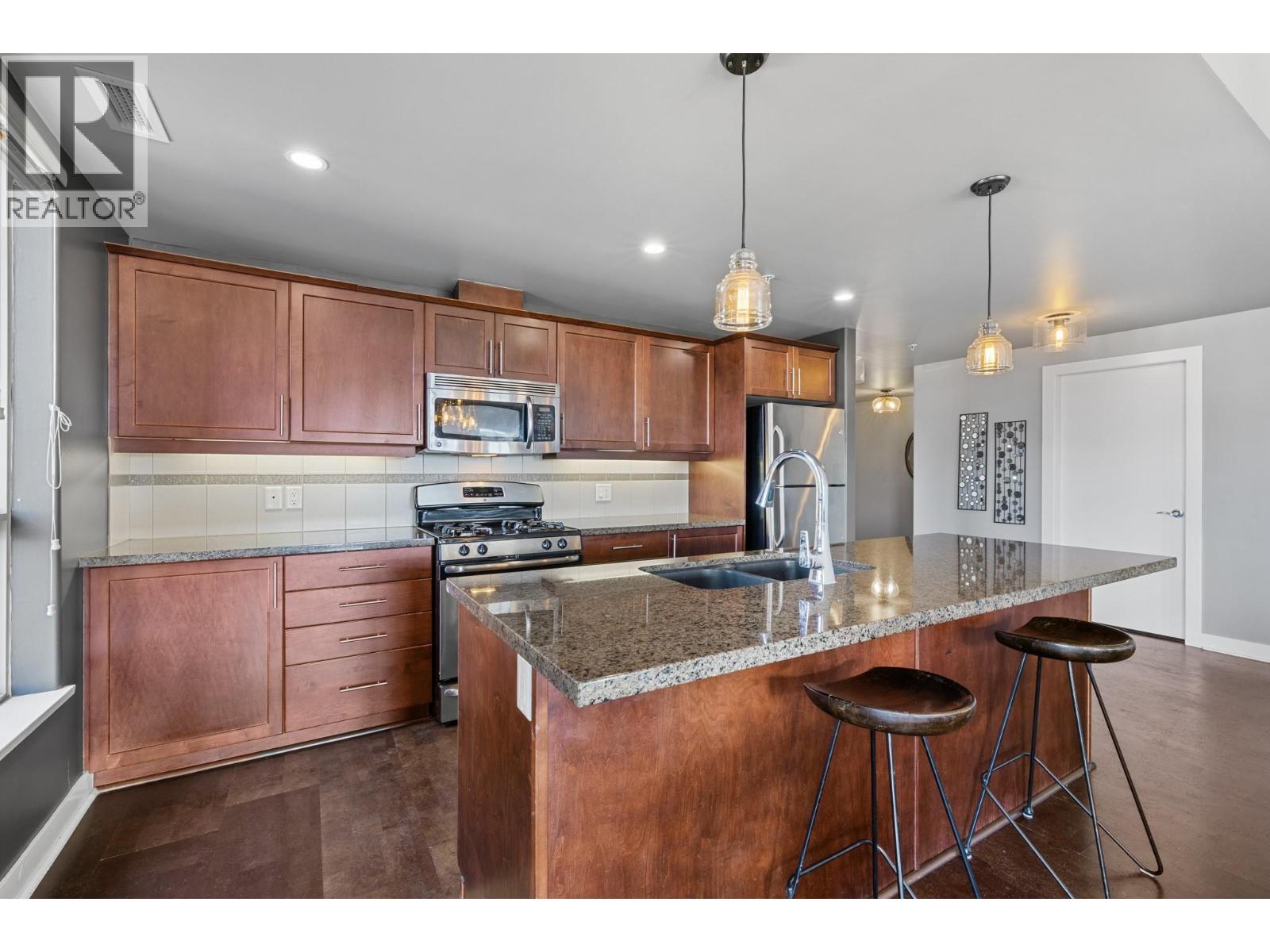 509 1160 Bernard Avenue, Kelowna
