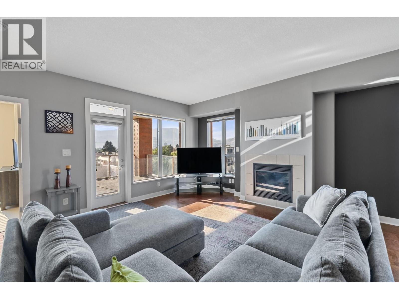 509 1160 Bernard Avenue, Kelowna