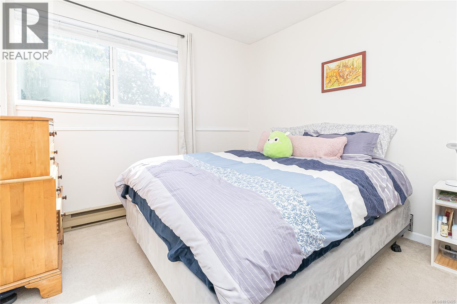 Photo 15 of 107 1366 Hillside Ave, Victoria BC