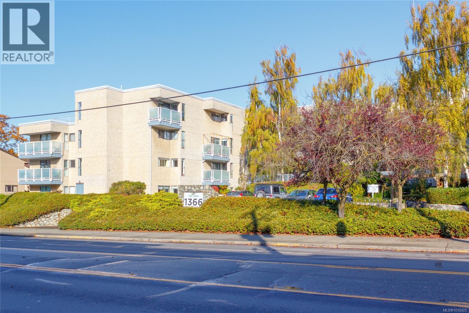 Photo 23 of 107 1366 Hillside Ave, Victoria BC