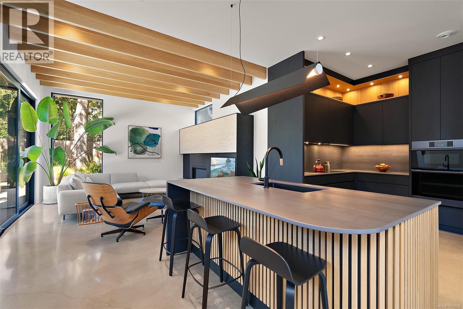  862 Somenos Street, Victoria